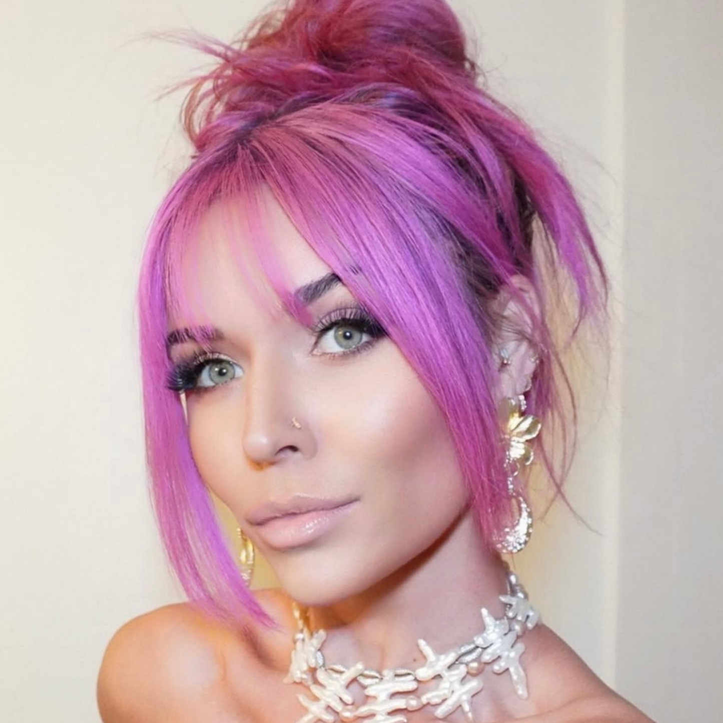 Pink and White Pearl Choker Necklace