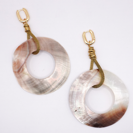 Circle Shell Earrings